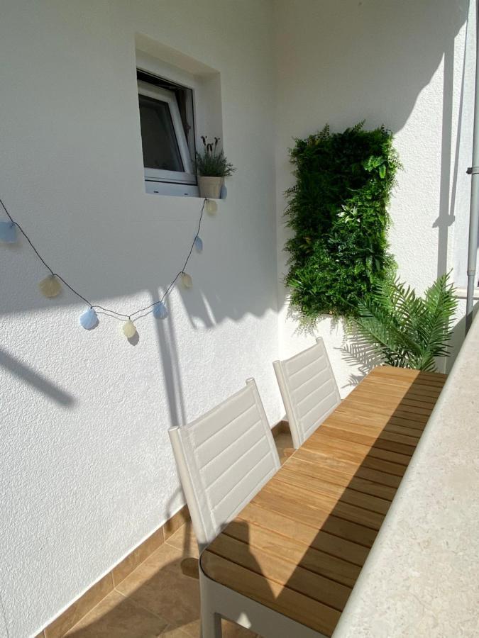 Mamma Mia Apartments-City Center Hvar Town Exterior foto